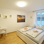Urlaubsmagie - Himmelblau - Balkon, Gemeinschaftsgarten, Sauna Und Saisonaler Pool Sebnitz