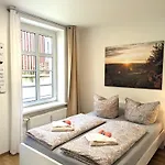 Urlaubsmagie - Himmelblau - Balkon, Gemeinschaftsgarten, Sauna Und Saisonaler Pool