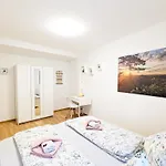 Urlaubsmagie - Himmelblau - Balkon, Gemeinschaftsgarten, Sauna Und Saisonaler Pool * Sebnitz