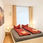 Lägenhet Urlaubsmagie - Himmelblau - Balkon, Gemeinschaftsgarten, Sauna Und Saisonaler Pool *