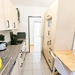 Lägenhet Urlaubsmagie - Himmelblau - Balkon, Gemeinschaftsgarten, Sauna Und Saisonaler Pool *