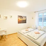 Urlaubsmagie - Himmelblau - Balkon, Gemeinschaftsgarten, Sauna Und Saisonaler Pool Lägenhet