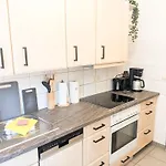 Lägenhet Urlaubsmagie - Himmelblau - Balkon, Gemeinschaftsgarten, Sauna Und Saisonaler Pool