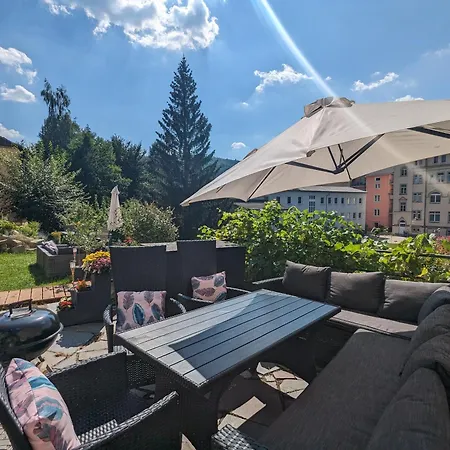 Hw2b - Urlaubsmagie - Wohlfühlwohnung Mit Balkon, Pool, Sauna&terrasse Sebnitz
