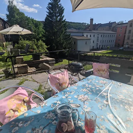 Hw2b - Urlaubsmagie - Wohlfühlwohnung Mit Balkon, Pool, Sauna&terrasse Sebnitz