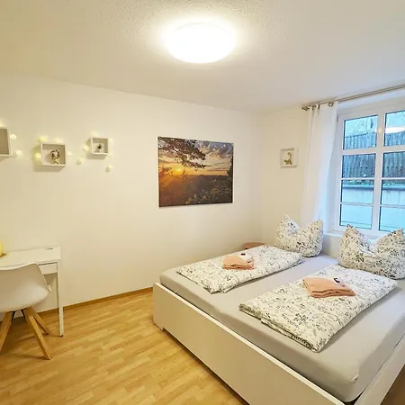 Hw2b - Urlaubsmagie - Wohlfühlwohnung Mit Balkon, Pool, Sauna&terrasse Sebnitz