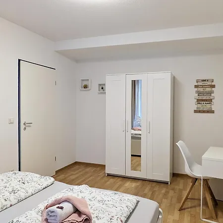 Hw2b - Urlaubsmagie - Wohlfühlwohnung Mit Balkon, Pool, Sauna&terrasse *