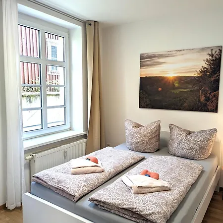 Hw2b - Urlaubsmagie - Wohlfühlwohnung Mit Balkon, Pool, Sauna&terrasse Sebnitz