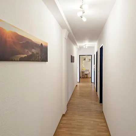 Hw2b - Urlaubsmagie - Wohlfühlwohnung Mit Balkon, Pool, Sauna&terrasse * Sebnitz