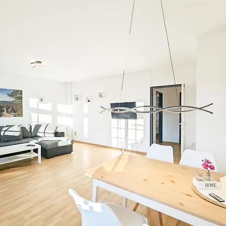 Urlaubsmagie - Himmelblau - Balkon, Gemeinschaftsgarten, Sauna Und Saisonaler Pool Lägenhet Sebnitz