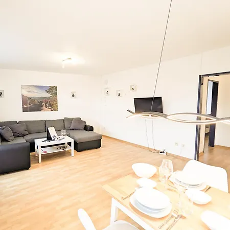 Urlaubsmagie - Himmelblau - Balkon, Gemeinschaftsgarten, Sauna Und Saisonaler Pool