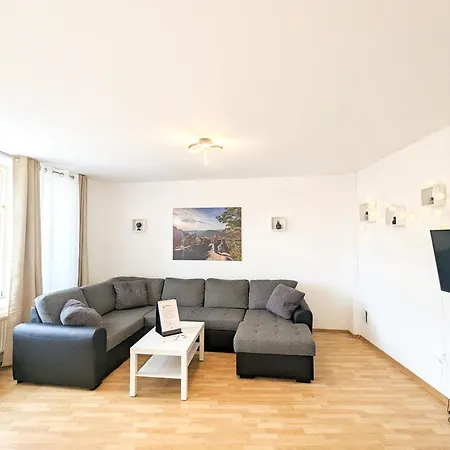 Urlaubsmagie - Himmelblau - Balkon, Gemeinschaftsgarten, Sauna Und Saisonaler Pool Зебниц