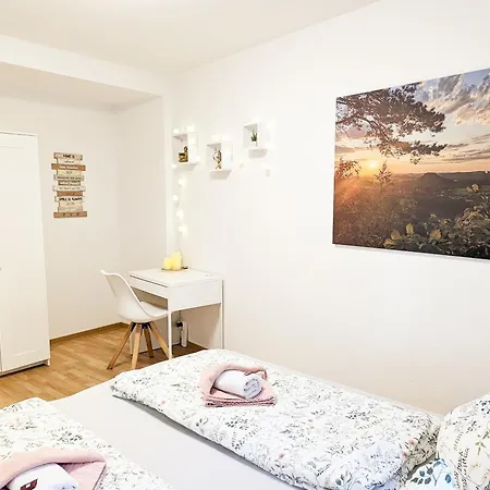Urlaubsmagie - Himmelblau - Balkon, Gemeinschaftsgarten, Sauna Und Saisonaler Pool Апартаменты Зебниц