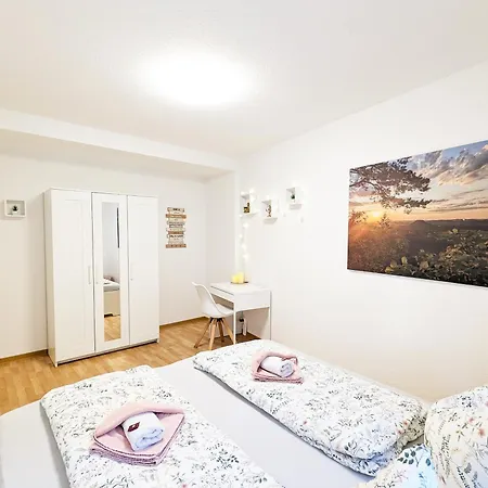 Urlaubsmagie - Himmelblau - Balkon, Gemeinschaftsgarten, Sauna Und Saisonaler Pool * Sebnitz