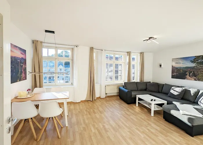 Hw2b - Urlaubsmagie - Wohlfuehlwohnung Mit Balkon, Pool, Sauna & Terrasse Sebnitz