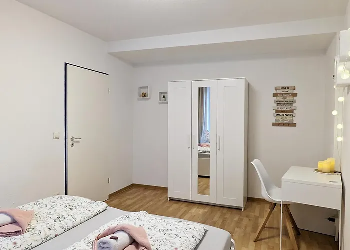 Hw2b - Urlaubsmagie - Wohlfuehlwohnung Mit Balkon, Pool, Sauna & Terrasse *