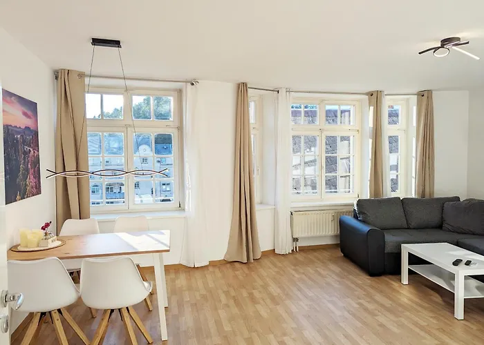 Hw2b - Urlaubsmagie - Wohlfuehlwohnung Mit Balkon, Pool, Sauna & Terrasse * Sebnitz